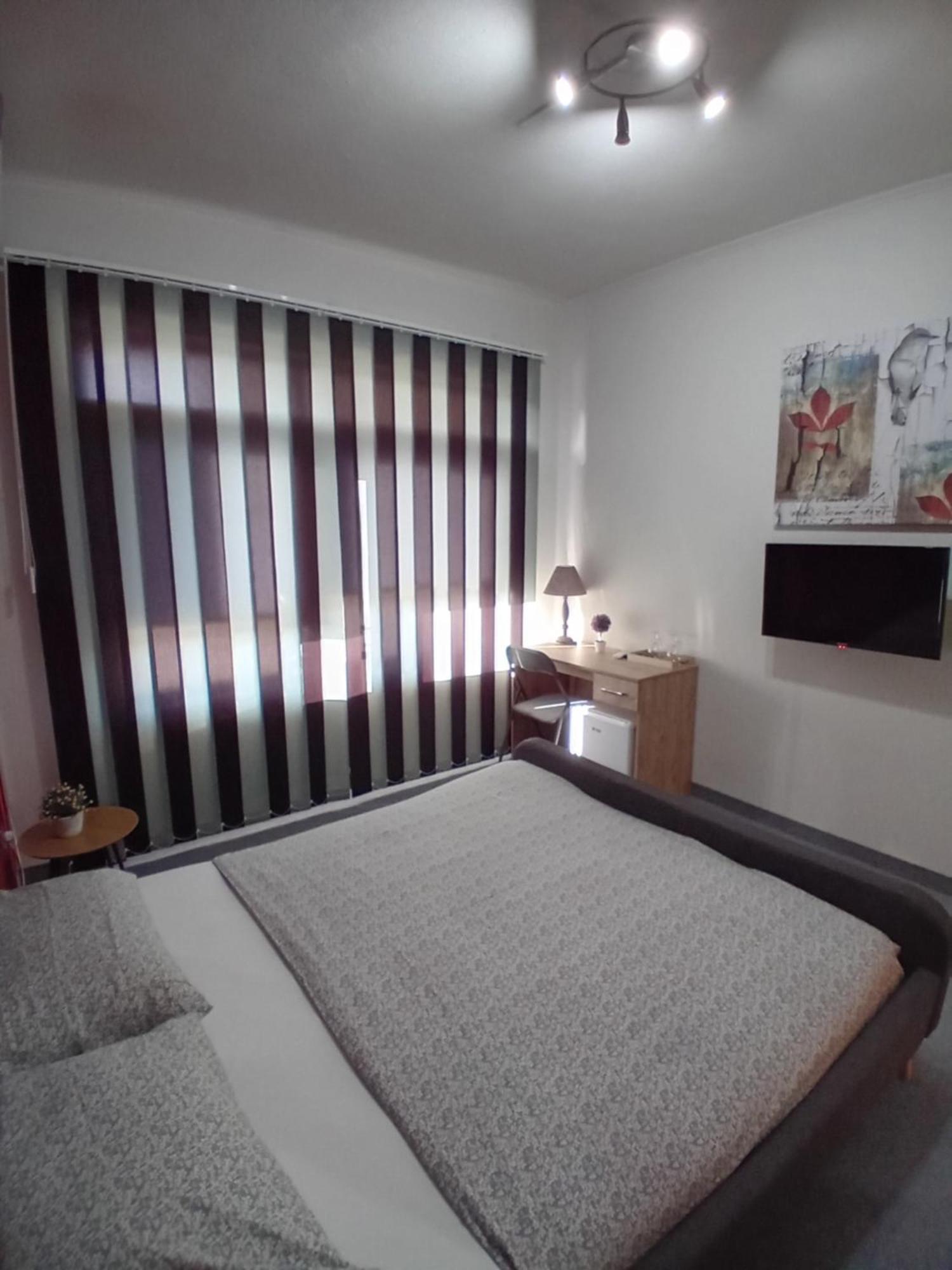 Hotel Pansion San Bihać Exteriér fotografie